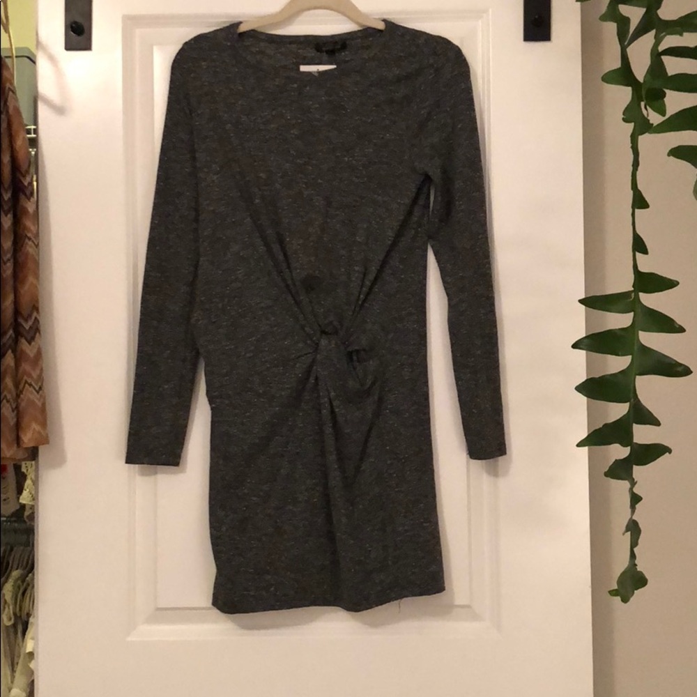 Long sleeve grey dress